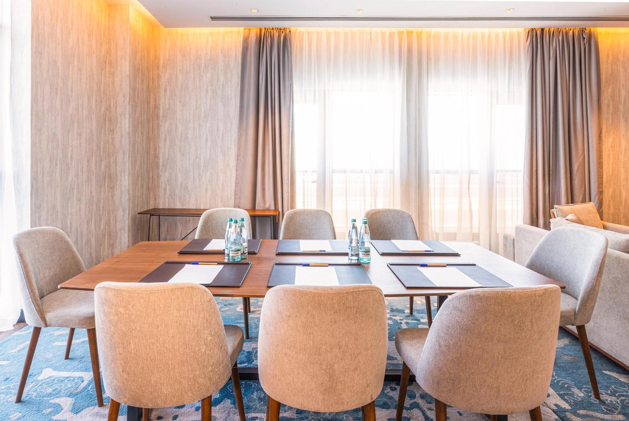Hilton Garden Inn Samarkand Afrosiyob Exterior foto