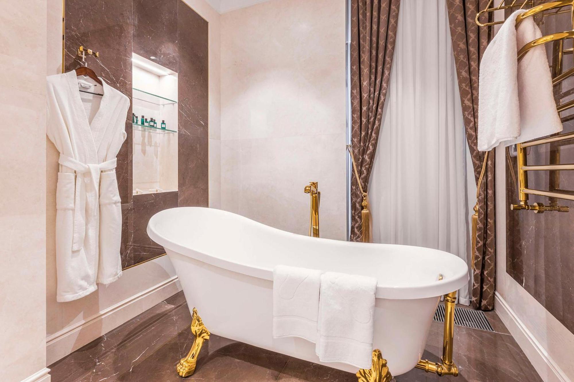 Hilton Garden Inn Samarkand Afrosiyob Exterior foto